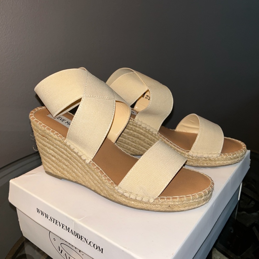 Steve Madden wedges